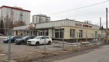 В Перми суд рассмотрит снос незаконной постройки за автосалоном