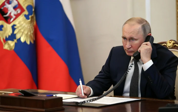Путин поздравил Си Цзиньпина с 72-летием Путин поздравил Си Цзиньпина с 72-летием