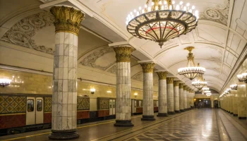 Метро Петербурга изменит режим 9 мая