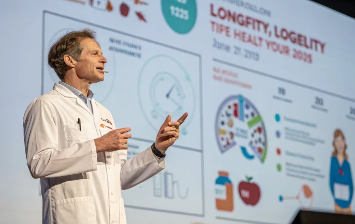 Доктор Мясников назвал движение главным секретом долголетия Доктор Мясников назвал движение главным секретом долголетия