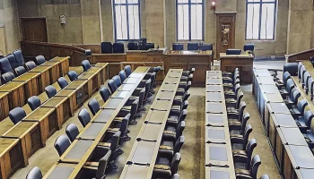 Школьников без ОГЭ хотят обучать профессиям бесплатно