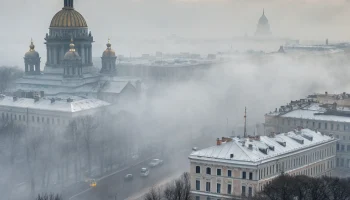 Туман окутал Петербург: горожане наслаждаются мистической атмосферой у Финского залива