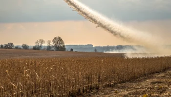 На Кубани из-за засухи могут применить авиацию для вызова дождевых облаков