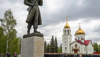 В Полтавской открыли памятник советскому солдату — символу Победы и освобождения Европы