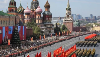 Более 11 тысяч военнослужащих прошли по Красной площади в юбилейном Параде Победы в Москве