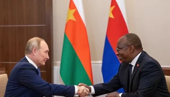 Путин и Траоре договорились объединиться в борьбе с терроризмом и укрепить сотрудничество между стра